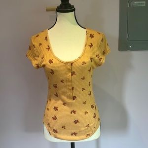 Free people “one of the girls” printed baby tee size M